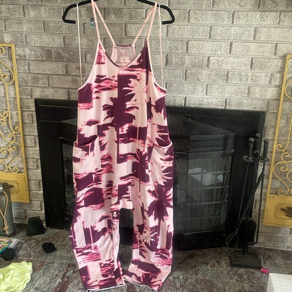 FP Movement Palm Hot Shot Onesie - Picture 5 of 8